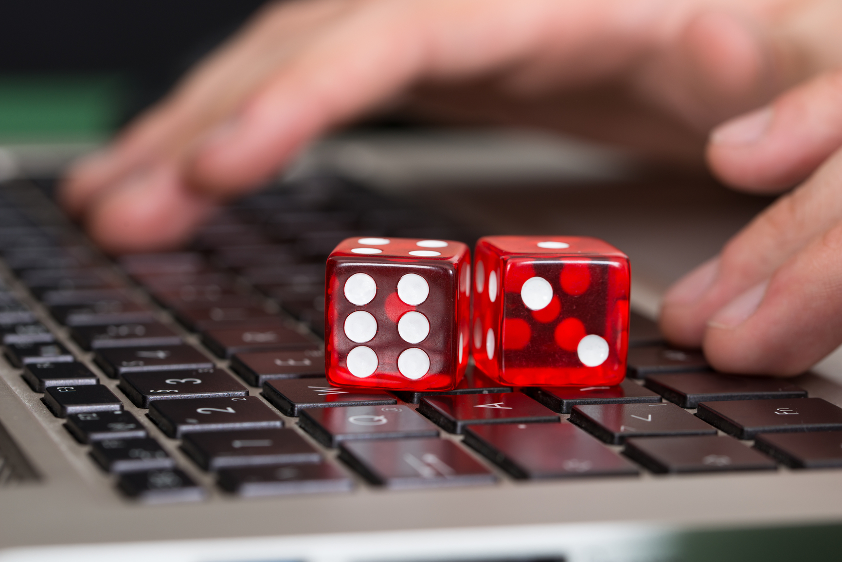 Poker İstihbarat: Rakibinizi Okuma Sanatı